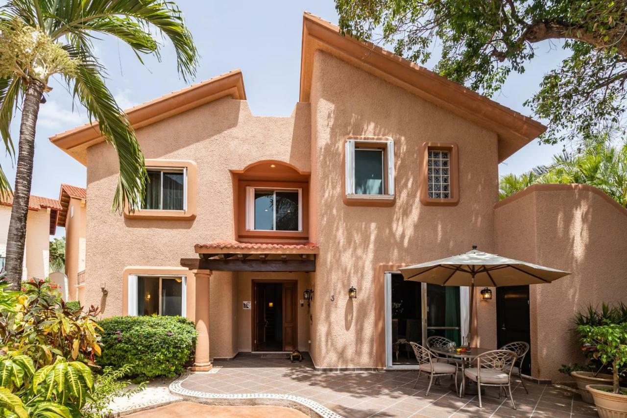 Casa Rayos Del Sol Villa Плая дел Кармен Екстериор снимка