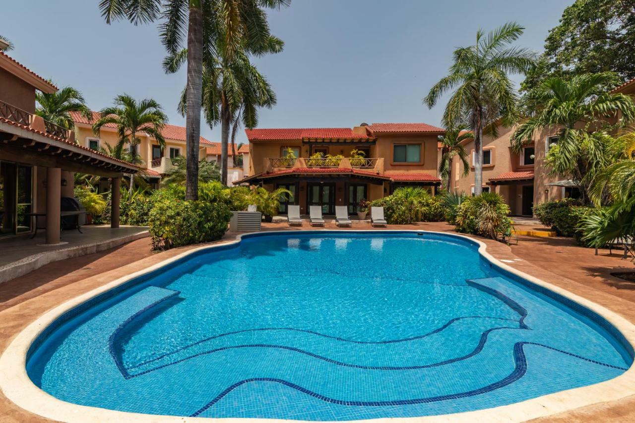 Casa Rayos Del Sol Villa Плая дел Кармен Екстериор снимка